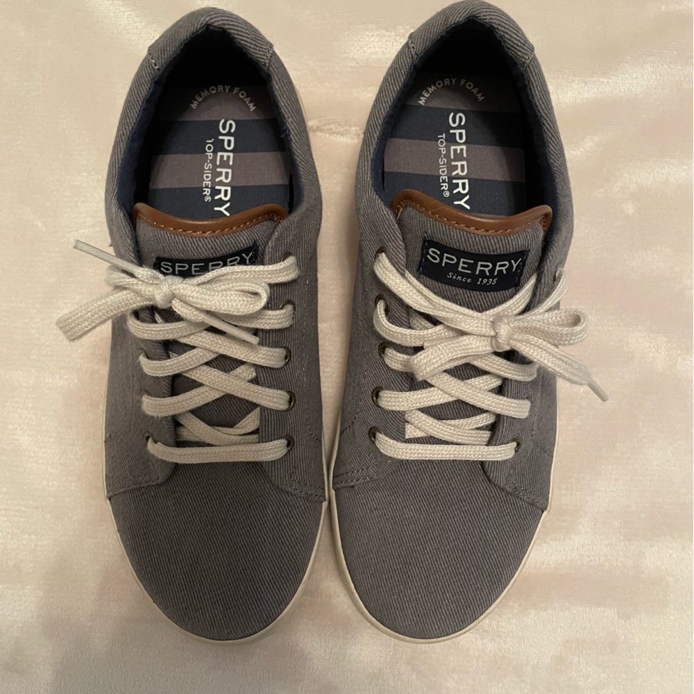 Sperry Top-Sider boys shoes size 5M